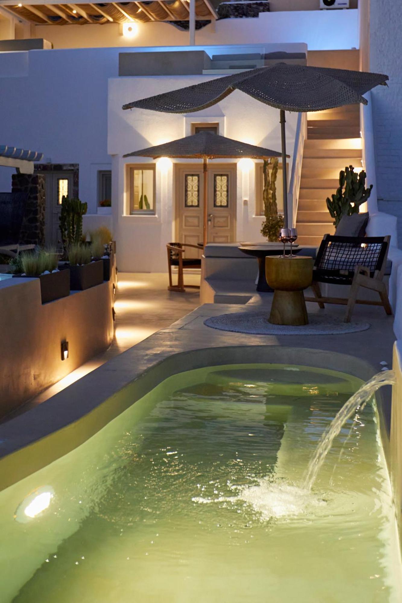 U & Me Suites Fira  Exterior foto